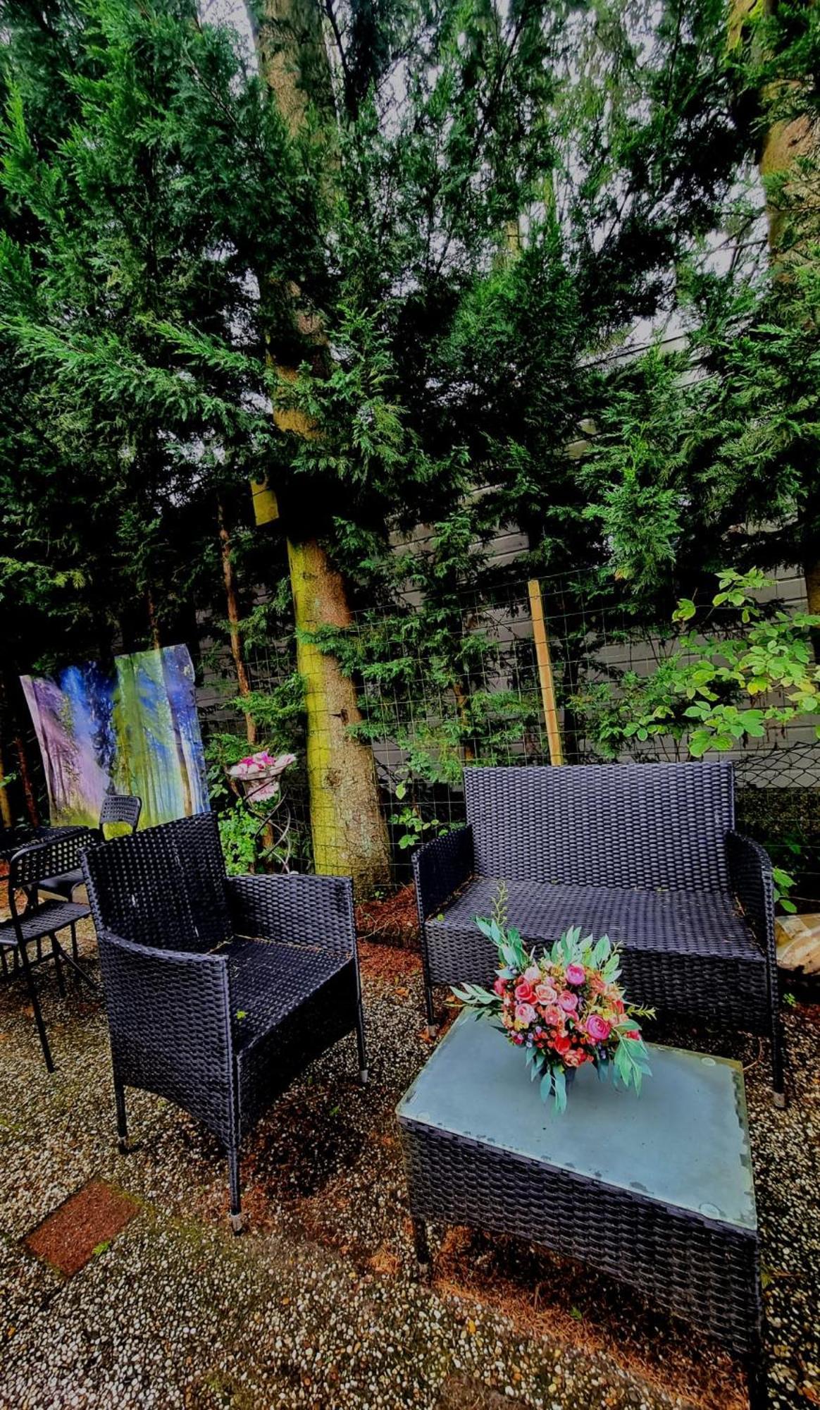 Chalet Op Een Rustig Park In De Natuur พุทเทิน ภายนอก รูปภาพ