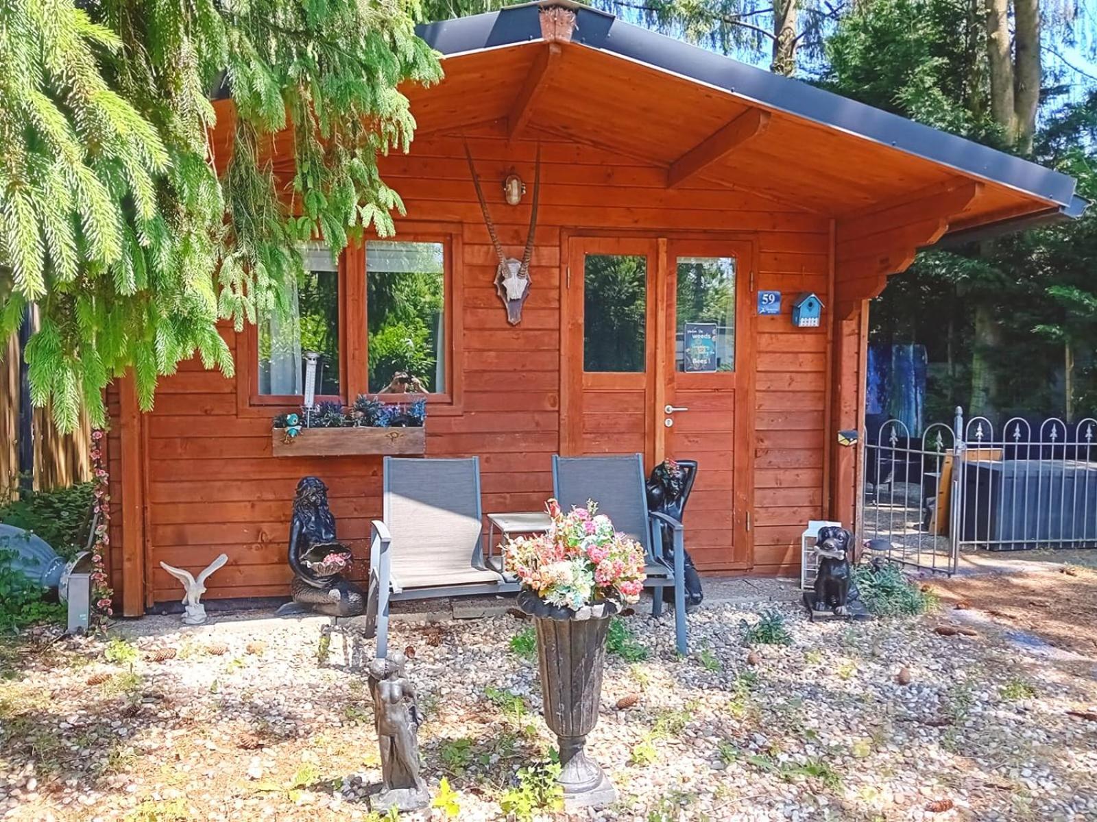 Chalet Op Een Rustig Park In De Natuur พุทเทิน ภายนอก รูปภาพ